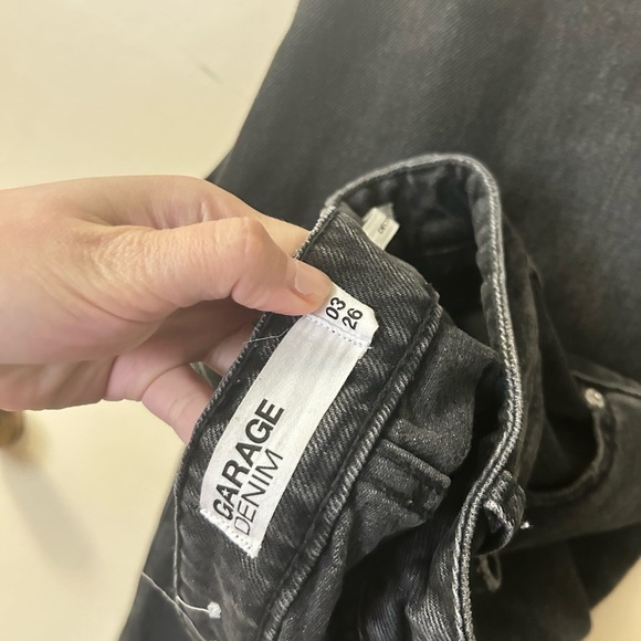 Garage Slouchy Jeans - Picture 2 of 3